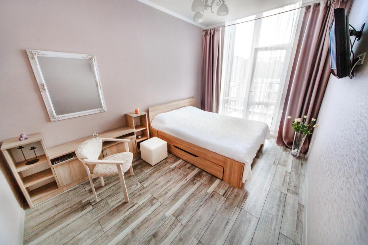 Однокімнатна Vip Квартира На Словянці З Терасою В Новому Будинку Vinnytsia Bagian luar foto